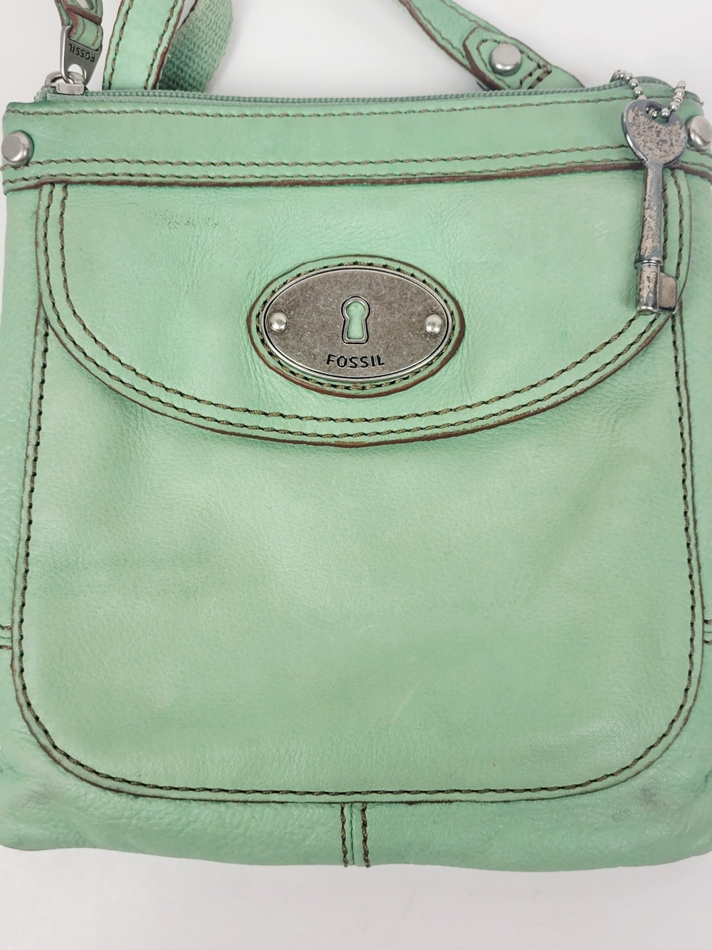 FOSSIL Mini Maddox Mint Green Leather Keyhole Crossbody Bag Purse w/Key Charm - Picture 2 of 10